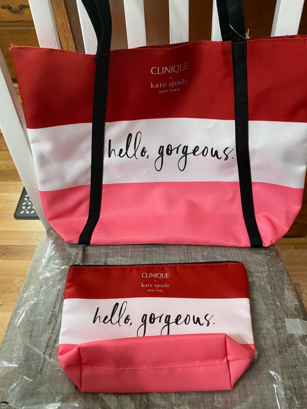 Clinique x Kate Spade Pink & Red Stripe 'Hello, Gorgeous' Tote and Pouch Set - Picture 4 of 7